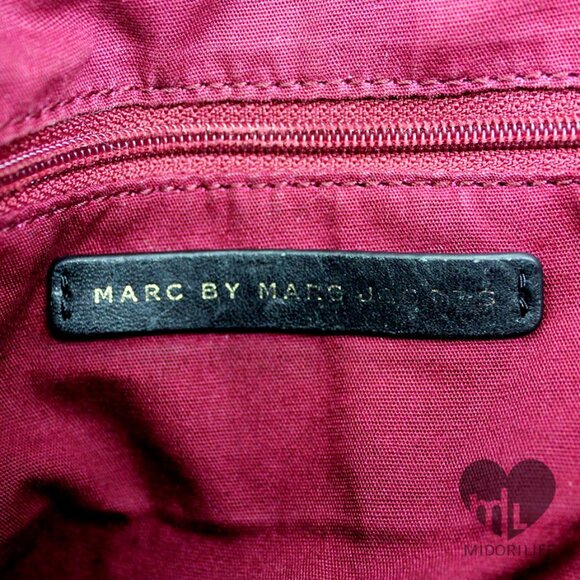 MARC BY MARC JACOBS Vintage Marchive Leather Messenger Bag - Picture 10 of 12